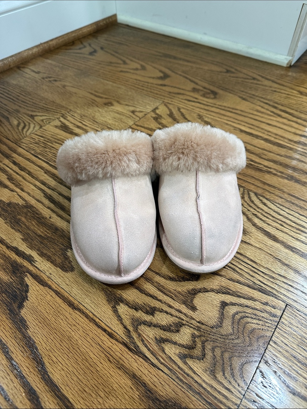 UGG Women's Blush Pink Shearling Cuff Slip-On Slippers